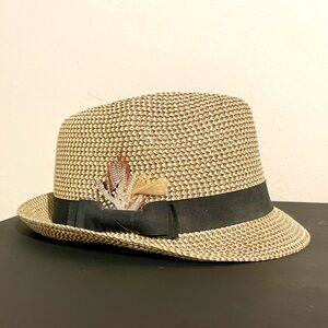 Nine West Fedora Straw Sun Hat With Band & Feathers Straw Casual Beach One Size